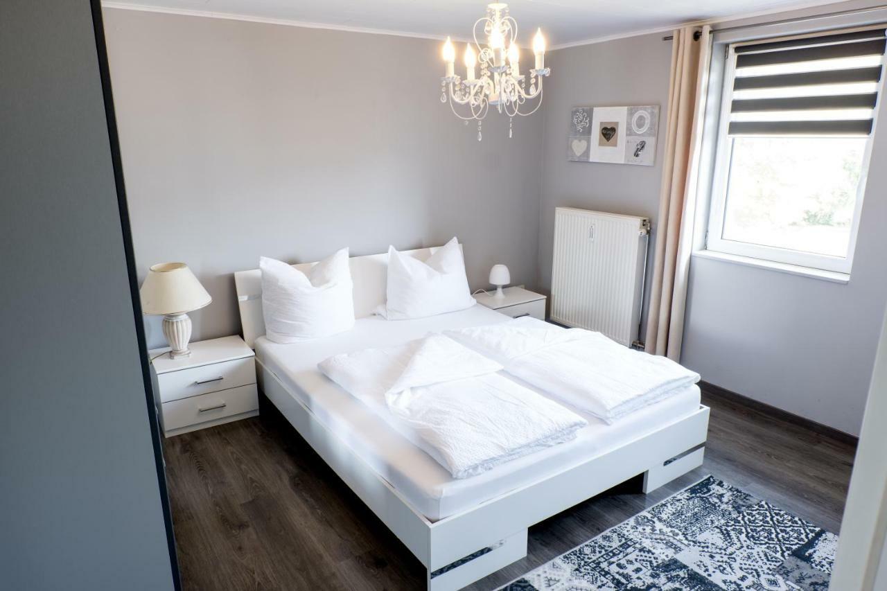 Buetgenbach Ferienhaus Lorea Экстерьер фото