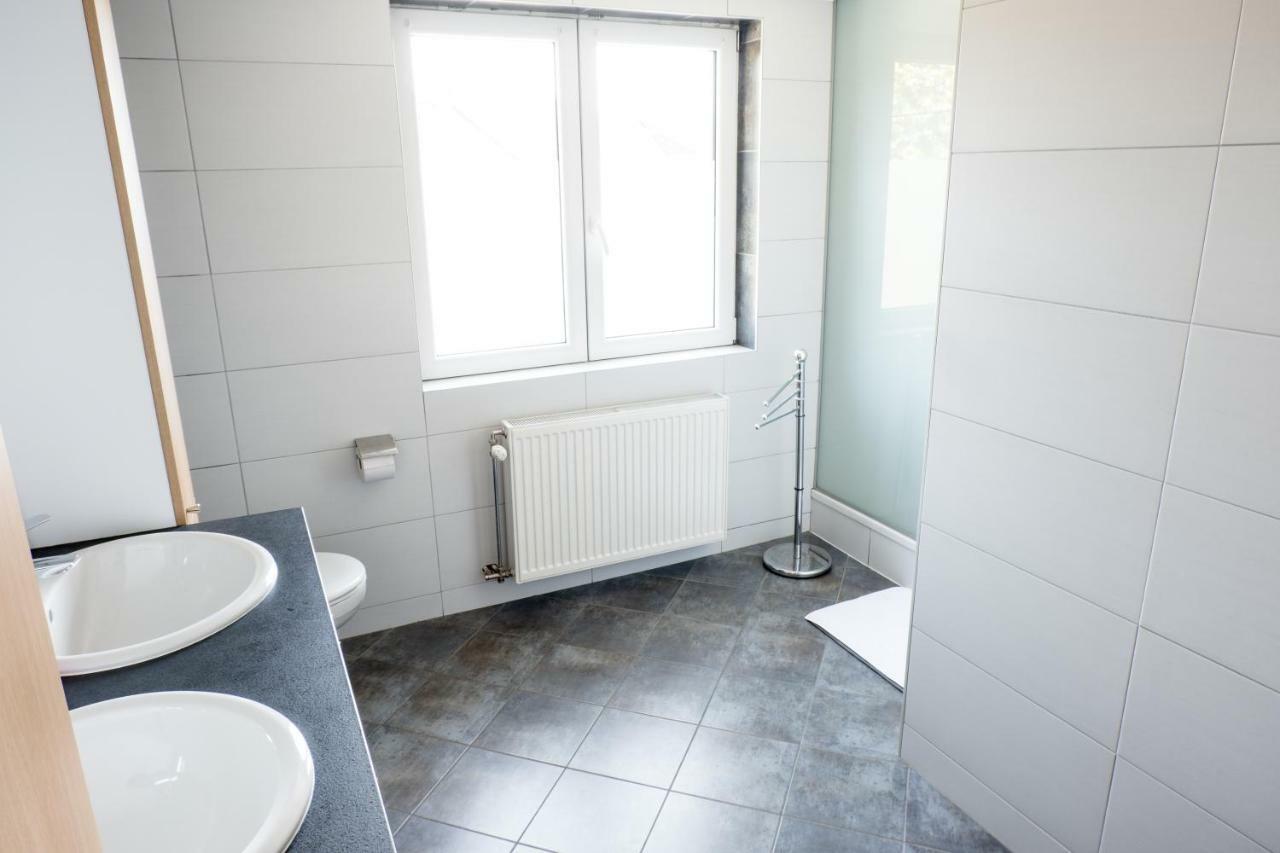 Buetgenbach Ferienhaus Lorea Экстерьер фото